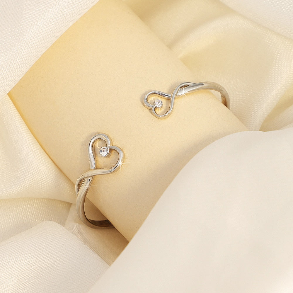 FOR FRIEND - NOT SISTERS BY BLOOD BUT SISTERS BY HEART HEART STYLE BRACELET
