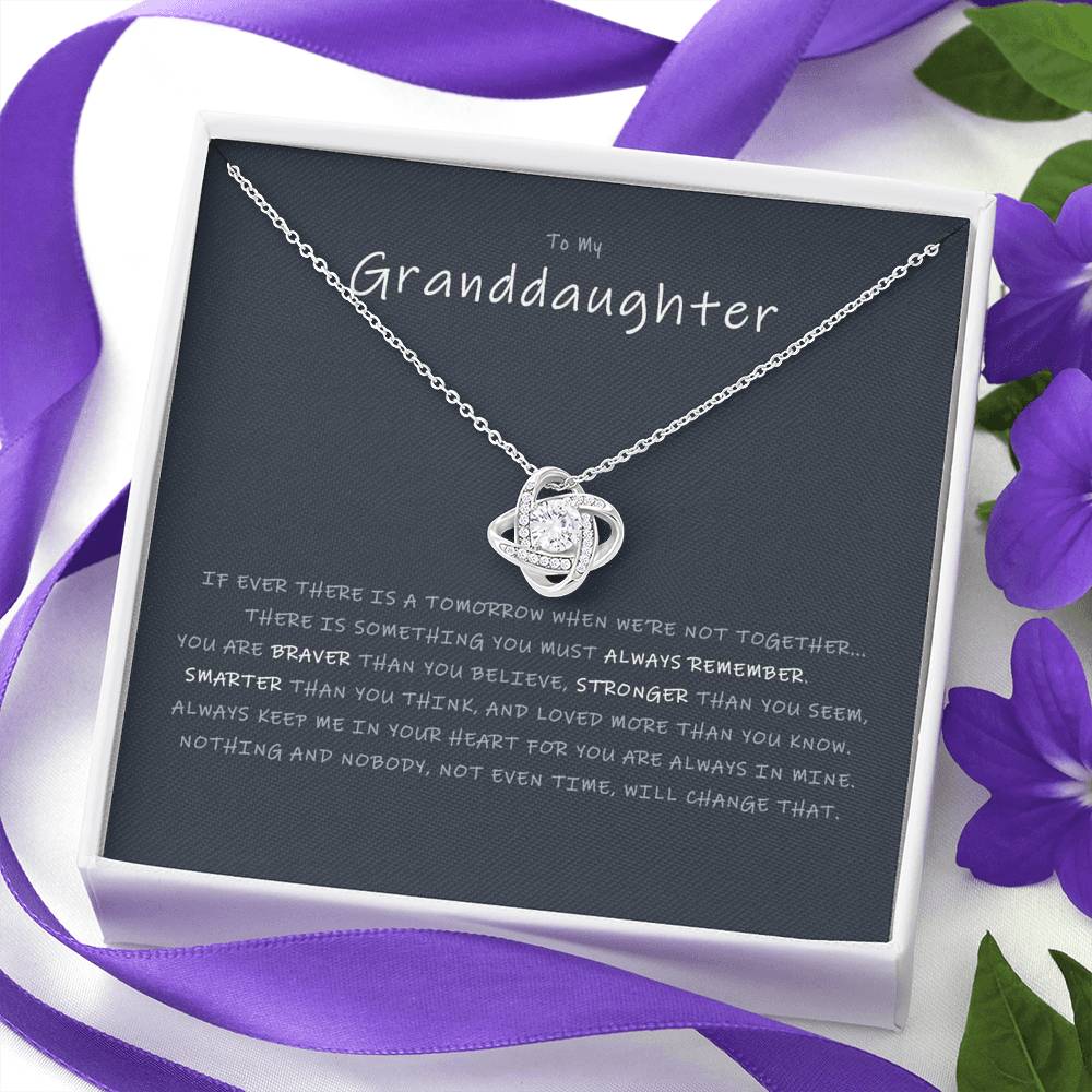 LOVE KNOT NECKLACE - GRANDDAUGHTER