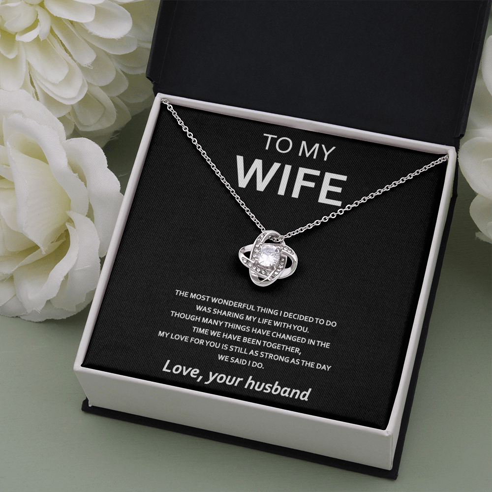 The Love Knot Necklace For Wife