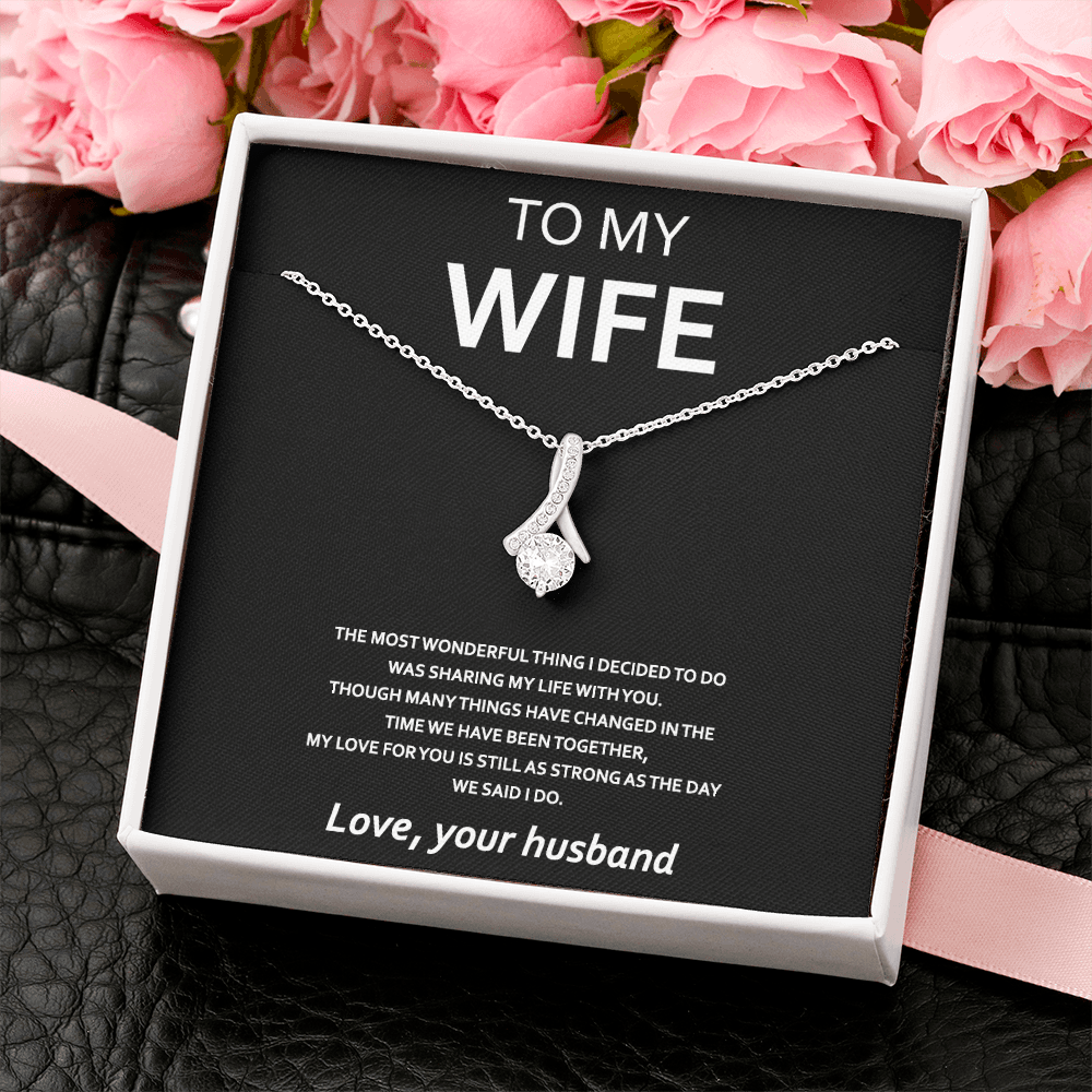 ALLURING BEAUTY necklace for wife