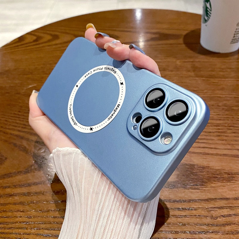 MAGNETIC CHARGING CASE