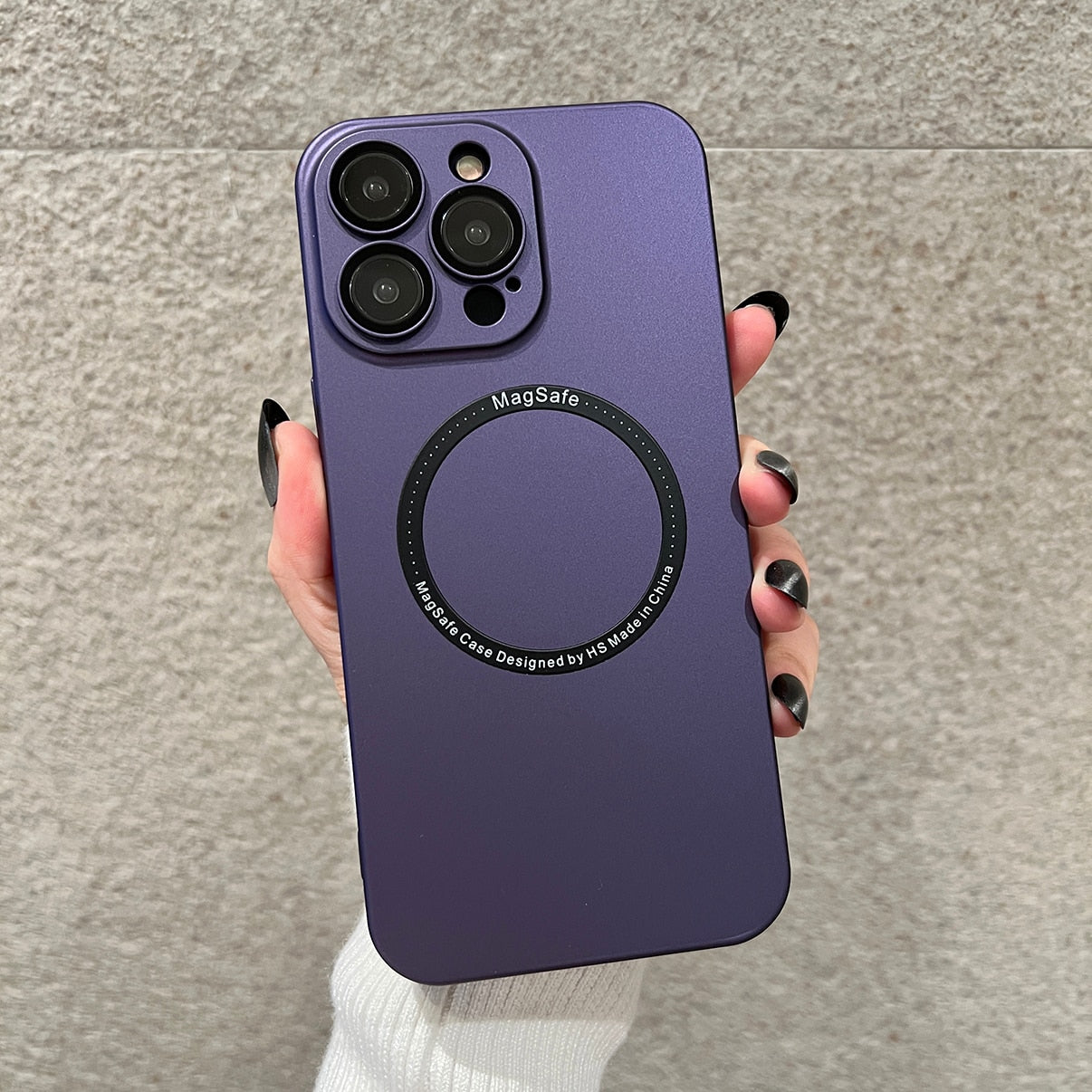 MAGNETIC CHARGING CASE