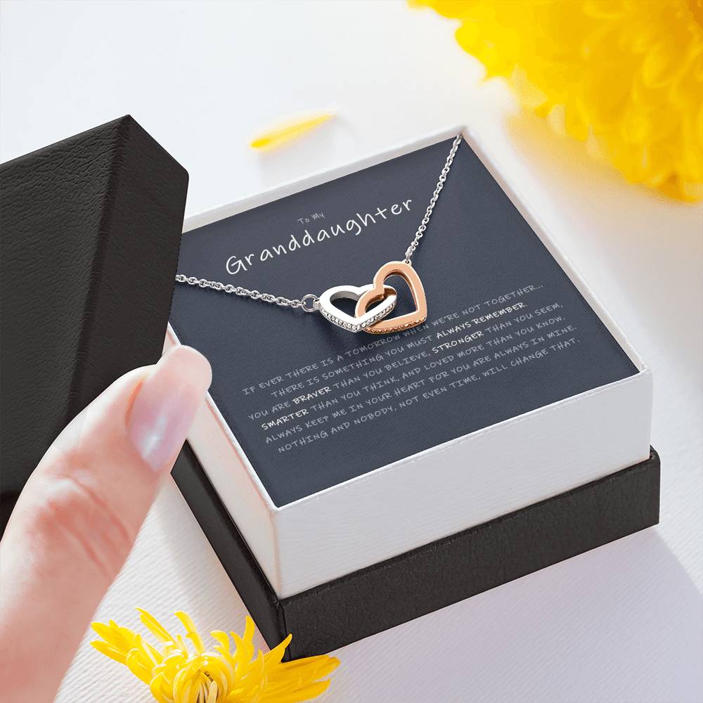 card INTERLOCKING HEART NECKLACE