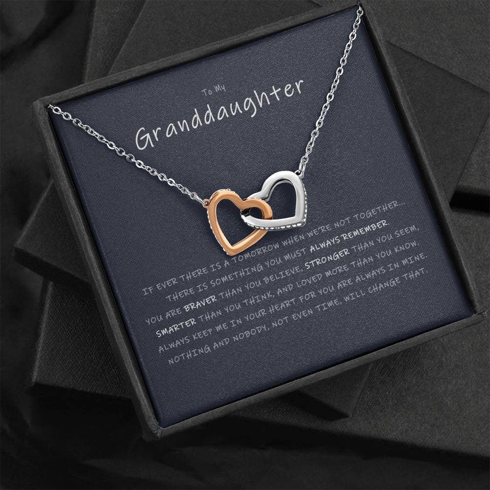 card INTERLOCKING HEART NECKLACE