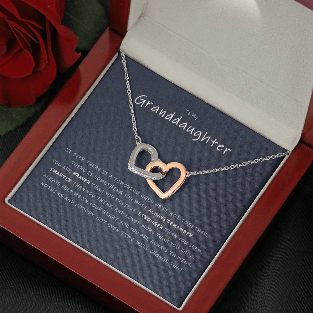 card INTERLOCKING HEART NECKLACE