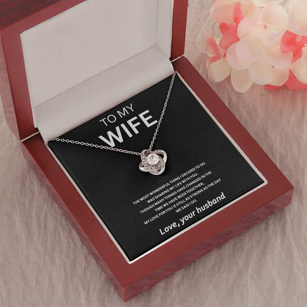 The Love Knot Necklace For Wife